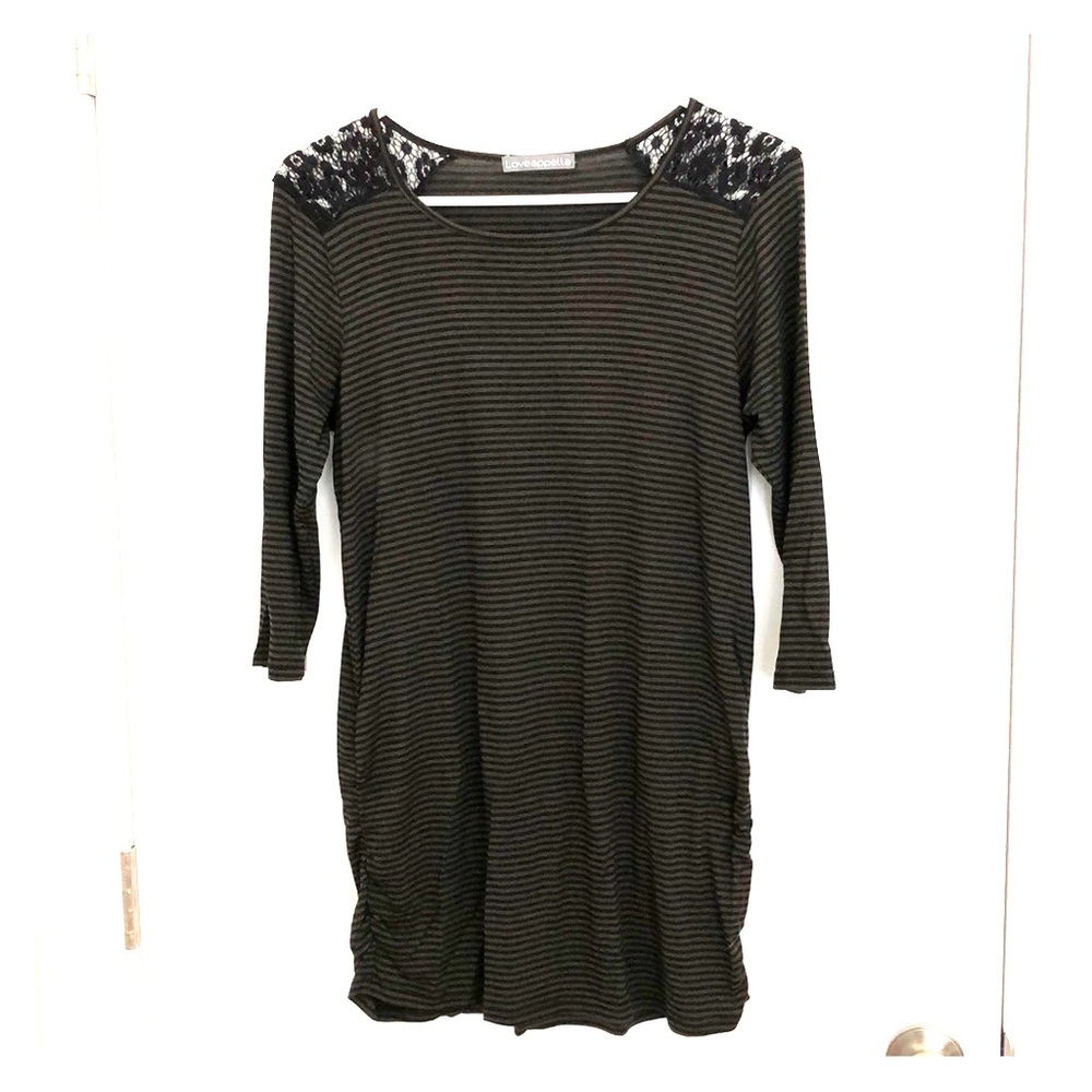 striped maternity tunic top NWOT